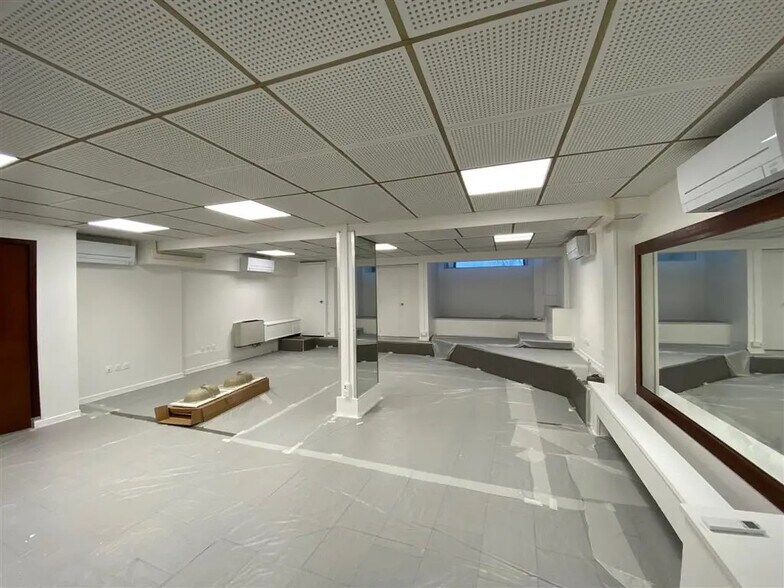 Bureau dans Paris à louer - Photo de l’immeuble – Image 1 sur 6