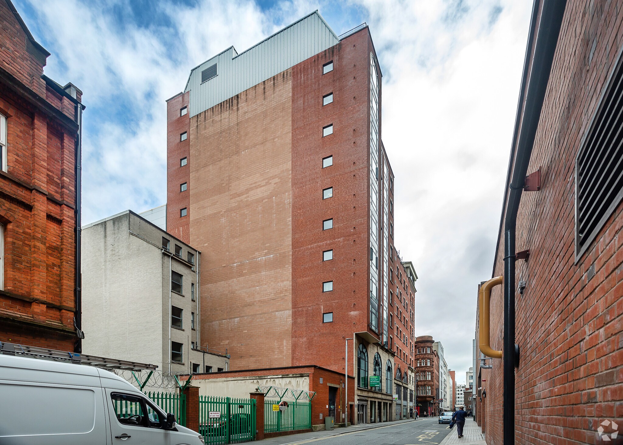 9 James St S, Belfast à louer Photo de l’immeuble– Image 1 sur 6