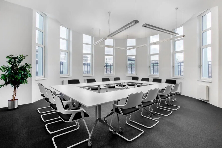 Bureau dans Tours à louer - Photo de l’immeuble – Image 3 sur 10