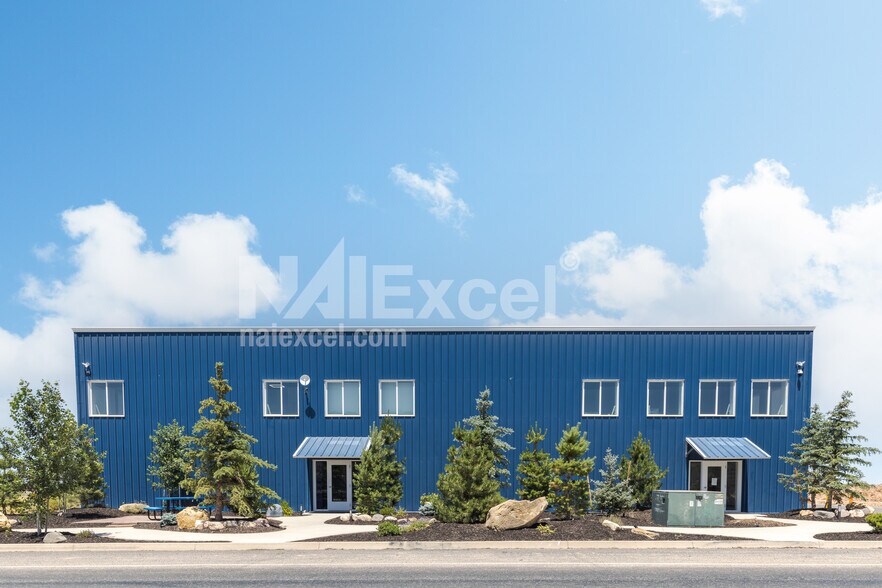 611 Aviation Way, Cedar City, UT à vendre - Photo de l’immeuble – Image 2 sur 4