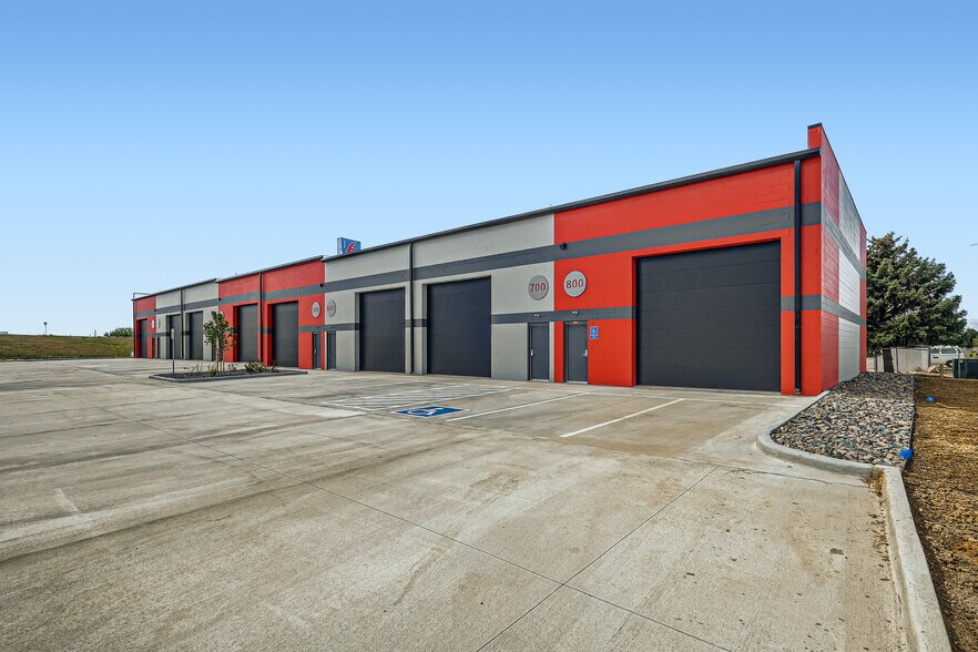 Pre-Leased Investment Units Fort Collins portefeuille de 5 biens à vendre sur LoopNet.fr - Photo de l’immeuble – Image 2 sur 8