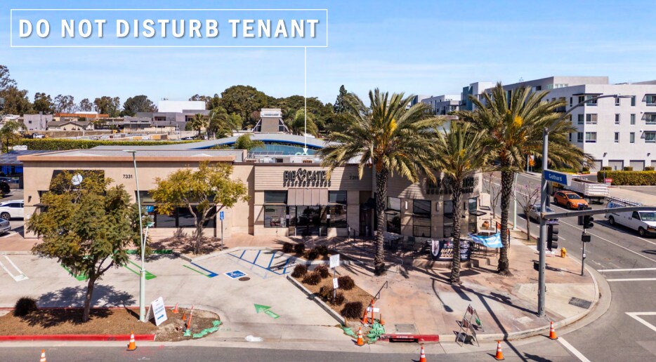 7311-7331 Edinger Ave, Huntington Beach, CA à louer - Photo de l’immeuble – Image 2 sur 4