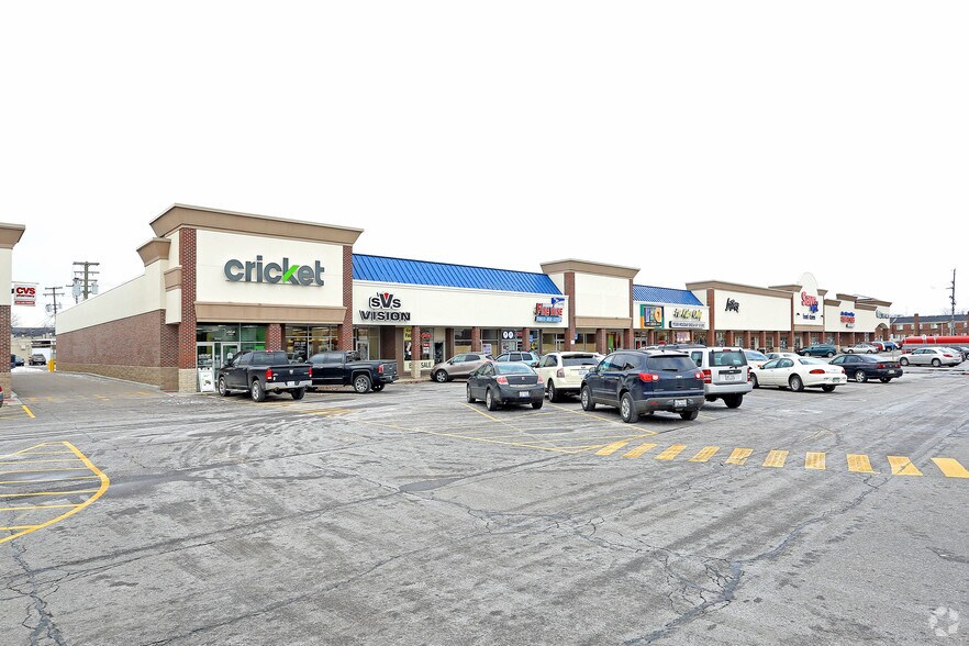 23055-23125 Coolidge Hwy, Oak Park, MI à louer - Photo principale – Image 1 sur 7