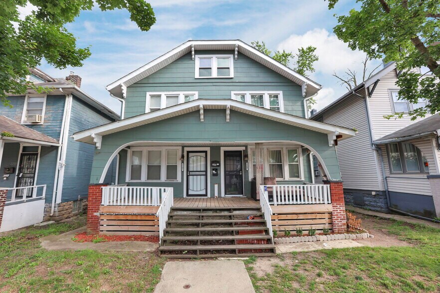 2207 Sullivant Ave, Columbus, OH à vendre - Photo de l’immeuble – Image 2 sur 19