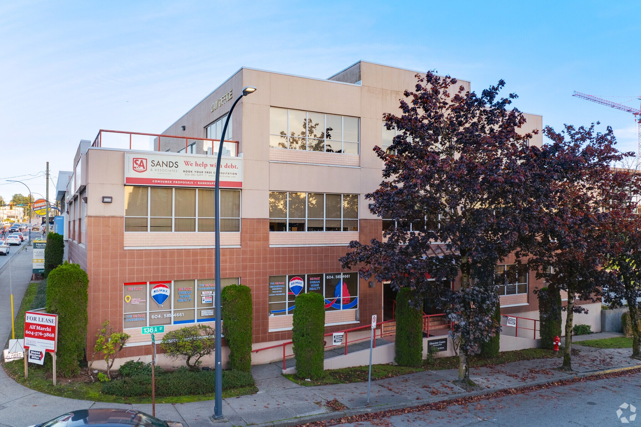 10366 136A St, Surrey, BC à louer Photo principale– Image 1 sur 16