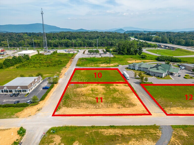 123 Creekside dr, Ocoee, TN à vendre - Photo de l’immeuble – Image 2 sur 31