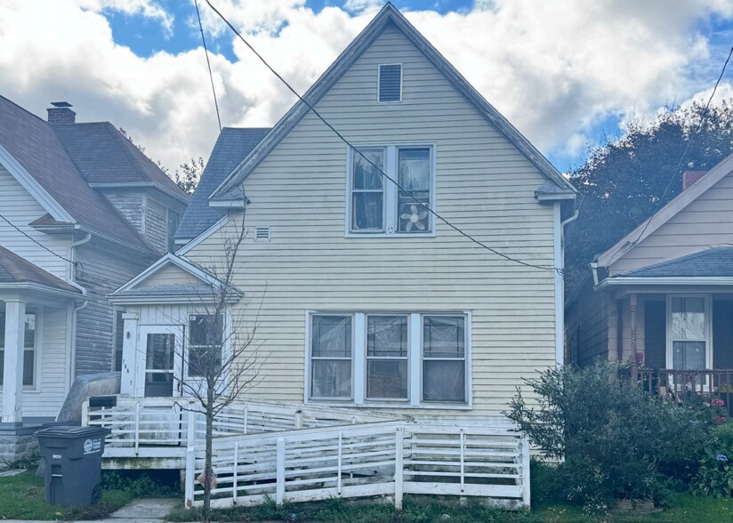 148 Dexter St, Toledo, OH à vendre - Photo de l’immeuble – Image 2 sur 9