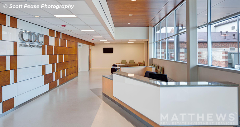 1370 Addison Rd, Cleveland, OH à vendre - Photo intérieure – Image 2 sur 5