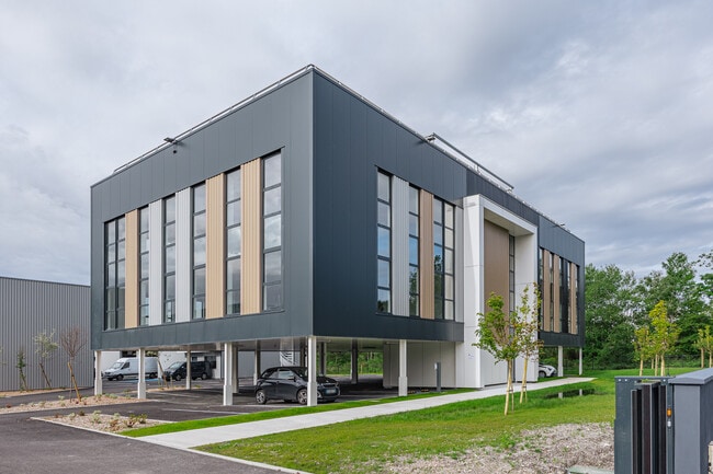 Plus de détails pour 9 Rue Léon Morane, Mérignac - Bureau à vendre