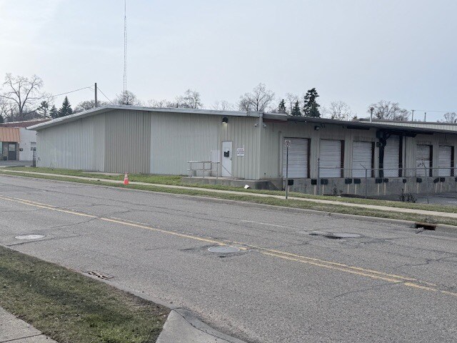 112 W Pike St, Pontiac, MI à vendre - Photo de l’immeuble – Image 2 sur 7