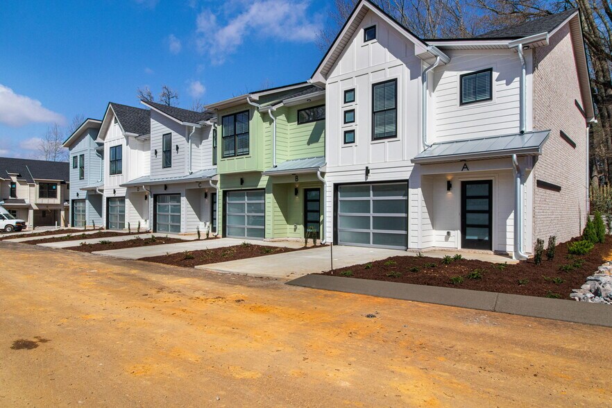 160 Excell Rd, Clarksville, TN à vendre - Photo de l’immeuble – Image 2 sur 28