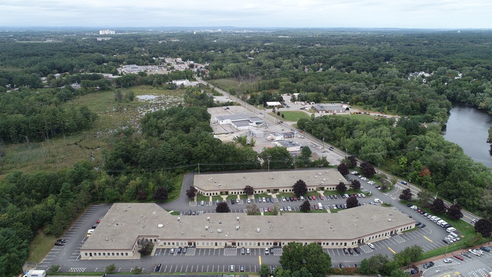 267 Boston Rd, North Billerica, MA à louer Photo de l’immeuble– Image 1 sur 4