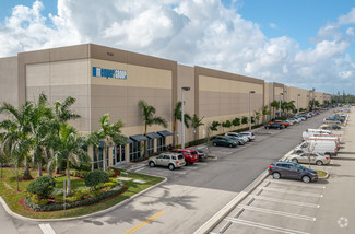 Plus de détails pour 11421 NW 107 St, Miami, FL - Industriel/Logistique à louer