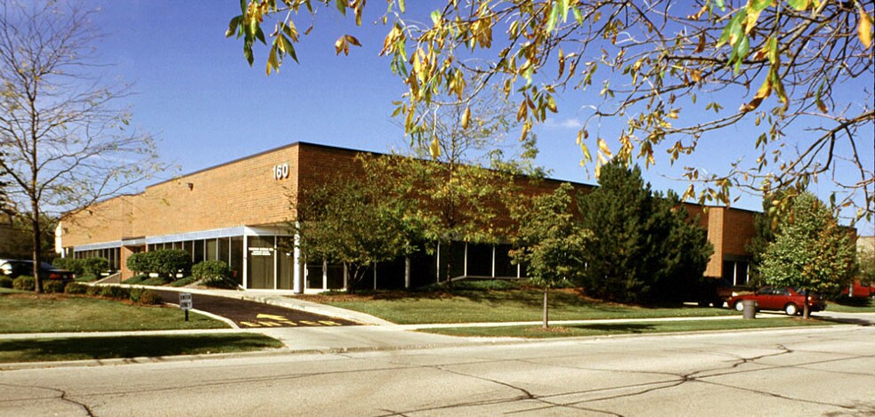 160-180 Lexington Dr, Buffalo Grove, IL à louer - Photo de l’immeuble – Image 2 sur 29