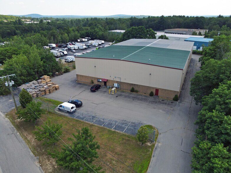 3 Sutton Cir, Hooksett, NH à louer - Photo de l’immeuble – Image 1 sur 1