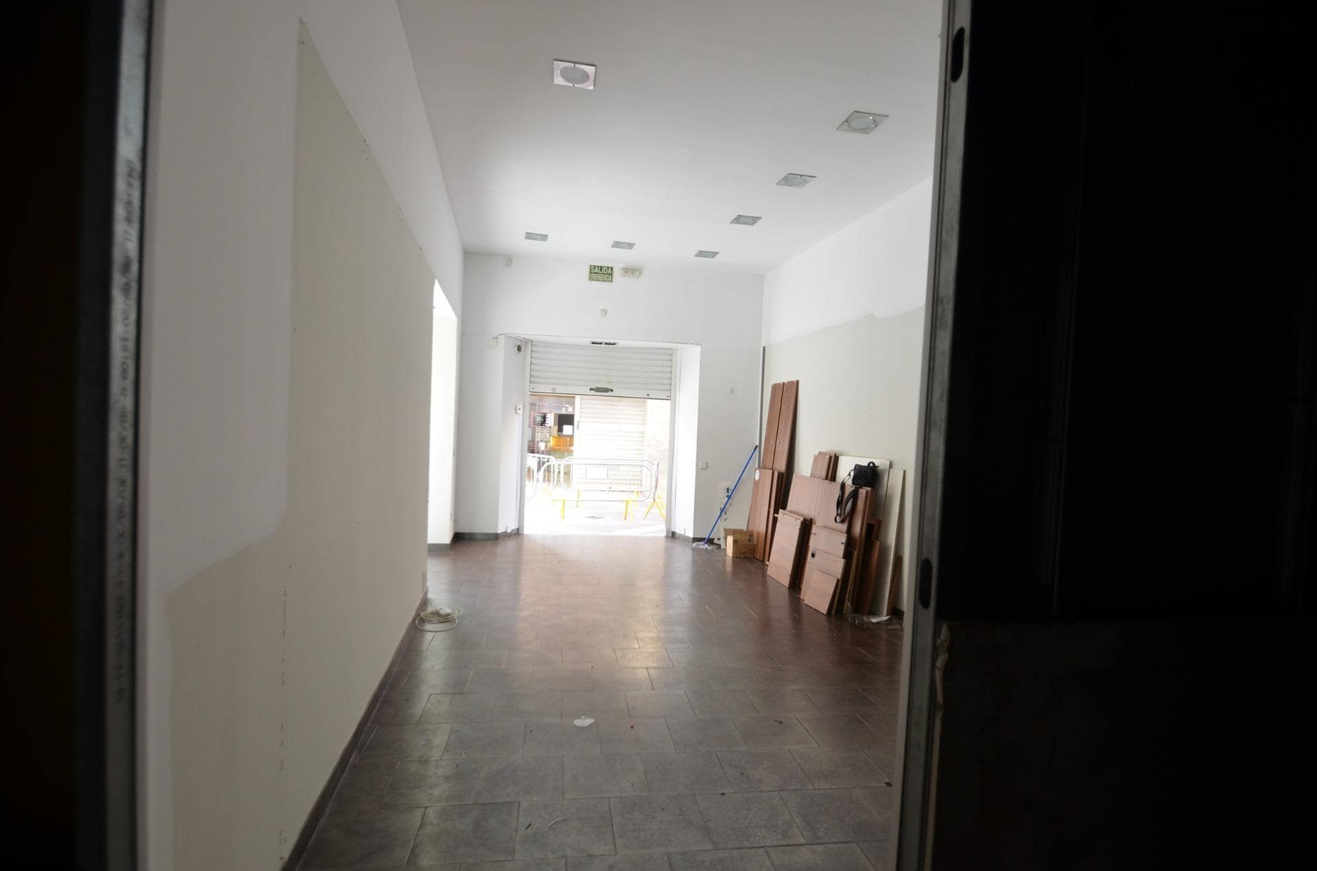 Local commercial dans Vilanova i la Geltrú, Barcelona à louer Photo intérieure– Image 1 sur 7