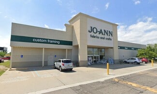 Plus de détails pour 20550 E 13 Mile Rd, Roseville, MI - Local commercial à vendre