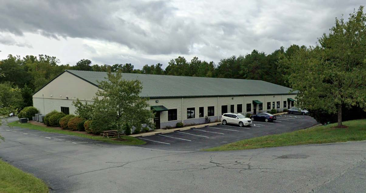 92 Industrial Dr, Troy, VA à louer Photo de l’immeuble– Image 1 sur 11