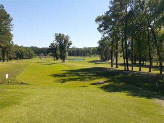 Plus de détails pour 3200 NW 98th St, Gainesville, FL - Sports et loisirs à vendre