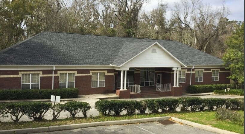 2600 Apalachee Pky, Tallahassee, FL à louer Photo principale– Image 1 sur 9