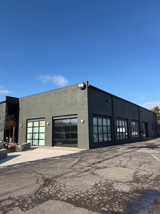 Plus de détails pour 2625-2675 Nakota Rd, Royal Oak, MI - Bureau à louer