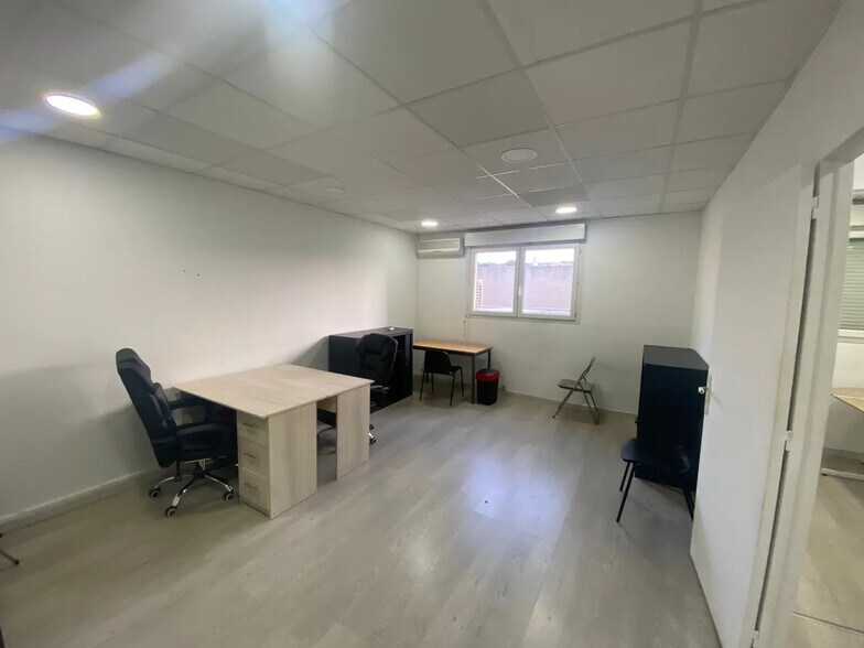 Bureau dans Marseille à louer - Photo de l’immeuble – Image 3 sur 4