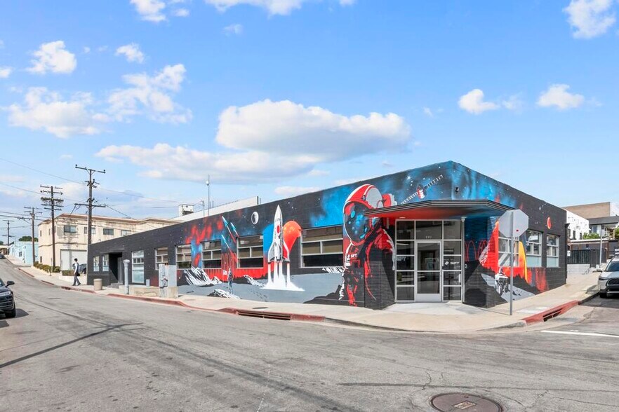 201 Arena St, El Segundo, CA à louer - Photo de l’immeuble – Image 1 sur 16