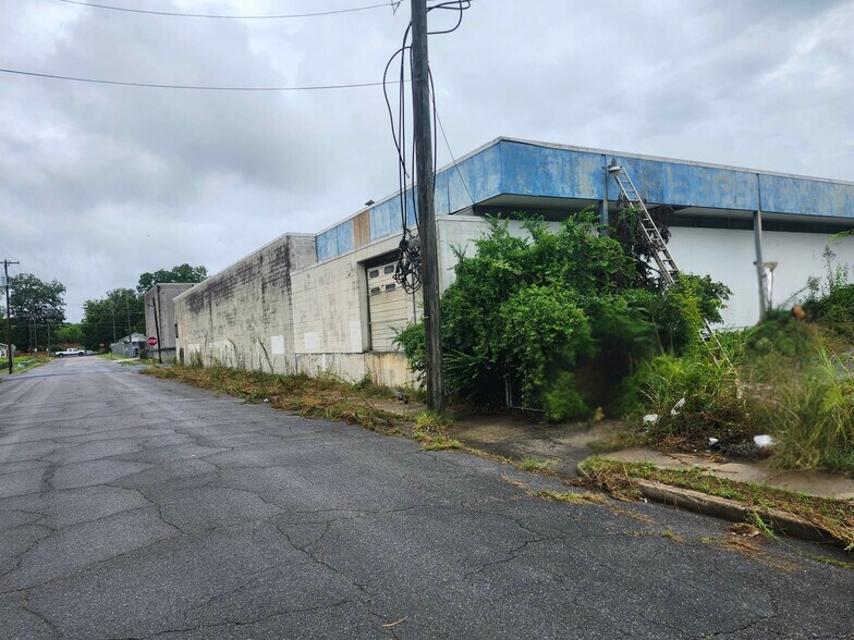 2716 Avenue E, Birmingham, AL à vendre - Photo de l’immeuble – Image 2 sur 4