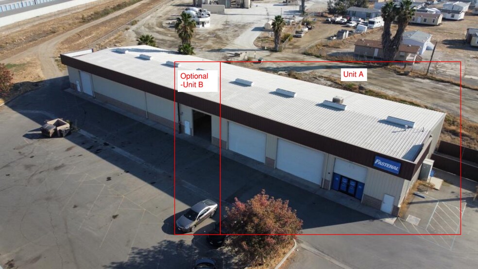 917 W Northgrand Ave, Porterville, CA à louer - Photo de l’immeuble – Image 1 sur 16