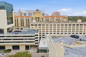 45 Valencia Ave, Coral Gables, FL - Vue aérienne  vue de carte - Image1