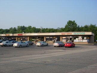 Plus de détails pour 9 Cedar Swamp Rd, Smithfield, RI - Local commercial à louer
