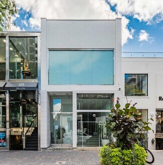 Plus de détails pour 83 Yorkville Ave, Toronto, ON - Local commercial à louer