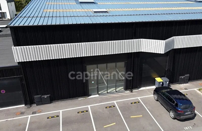 Local d'activités dans Caen à vendre Photo de l’immeuble– Image 1 sur 6