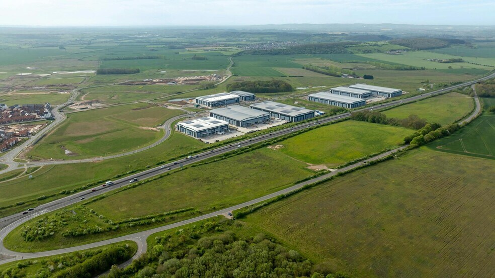 Foresters Av, Nottingham à louer - Photo de l’immeuble – Image 2 sur 2