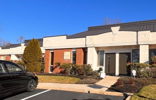 2301 E Evesham Rd, Voorhees, NJ à vendre - Photo principale – Image 1 sur 2