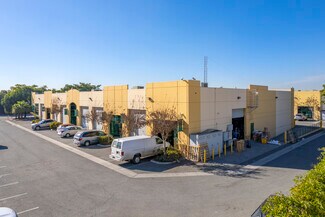 Plus de détails pour 8684 Avenida De La Fuente, San Diego, CA - Local d'activités à louer