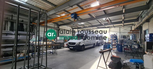 Plus de détails pour Industriel/Logistique à louer