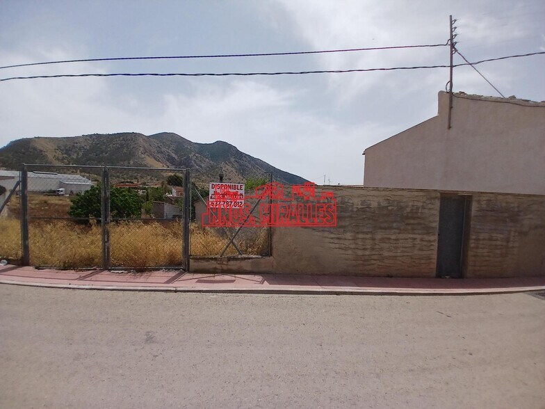 Terrain dans Algueña, Alicante à vendre - Photo de l’immeuble – Image 2 sur 5
