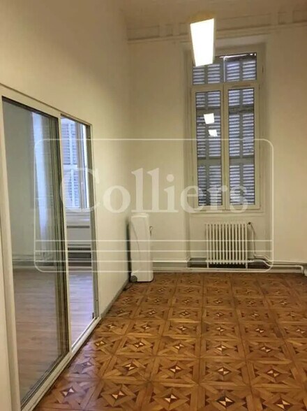 Bureau dans Marseille à louer - Photo de l’immeuble – Image 3 sur 4