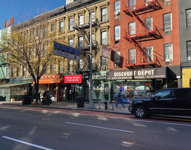 1625 2nd Ave, New York, NY à louer - Photo de l’immeuble – Image 1 sur 6
