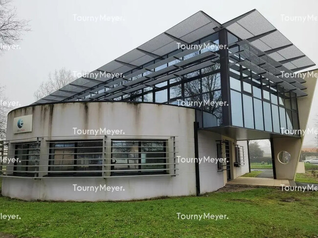 Plus de détails pour Bureau à vendre