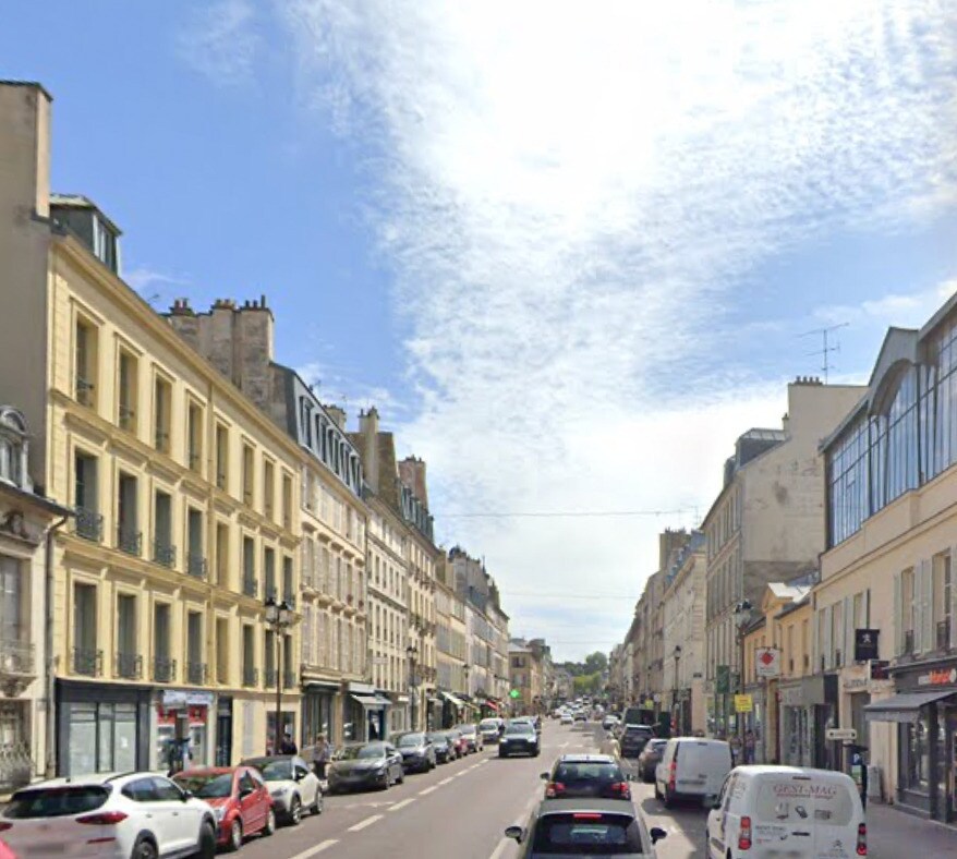 Local commercial dans VERSAILLES à louer Photo de l’immeuble– Image 1 sur 4