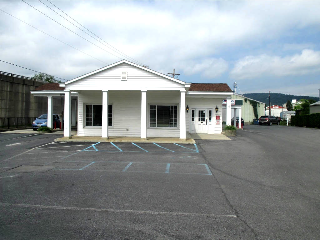 155 N Richard St, Bedford, PA à louer Photo de l’immeuble– Image 1 sur 6