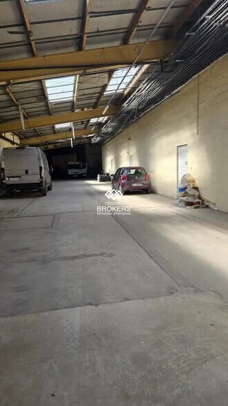Industriel/Logistique dans Neuilly-en-Thelle à vendre - Photo de l’immeuble – Image 2 sur 3