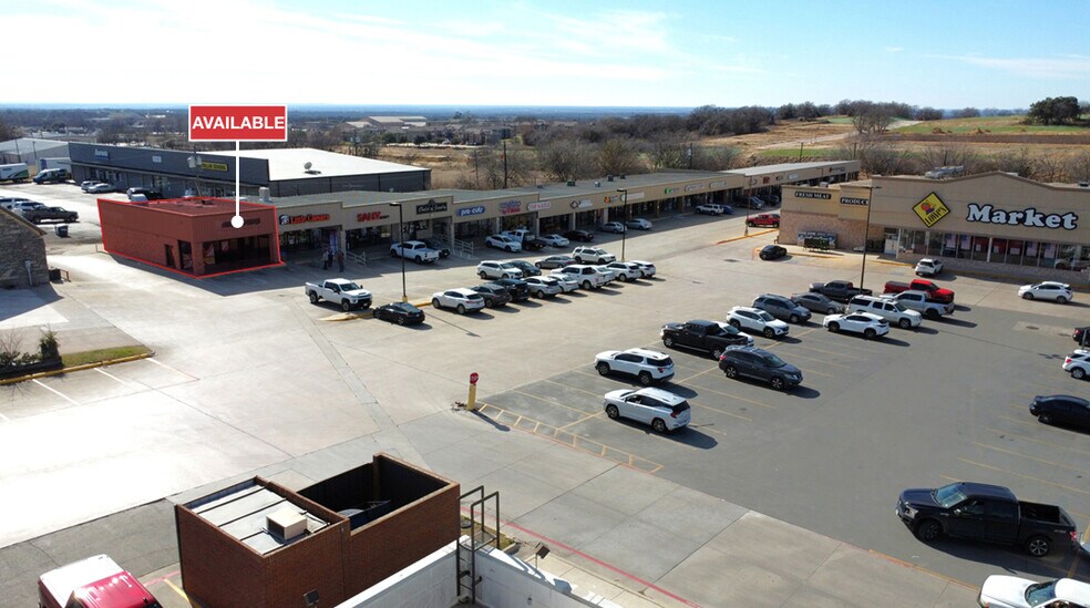 1208 S FM 51, Decatur, TX à louer - Photo de l’immeuble – Image 1 sur 1