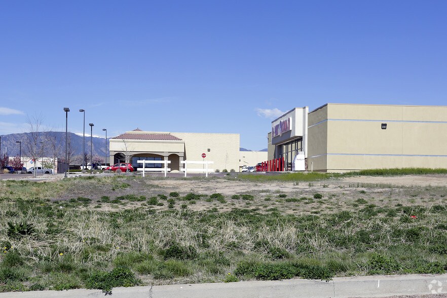 6970 Mesa Ridge Pky, Fountain, CO à louer - Photo de l’immeuble – Image 2 sur 3