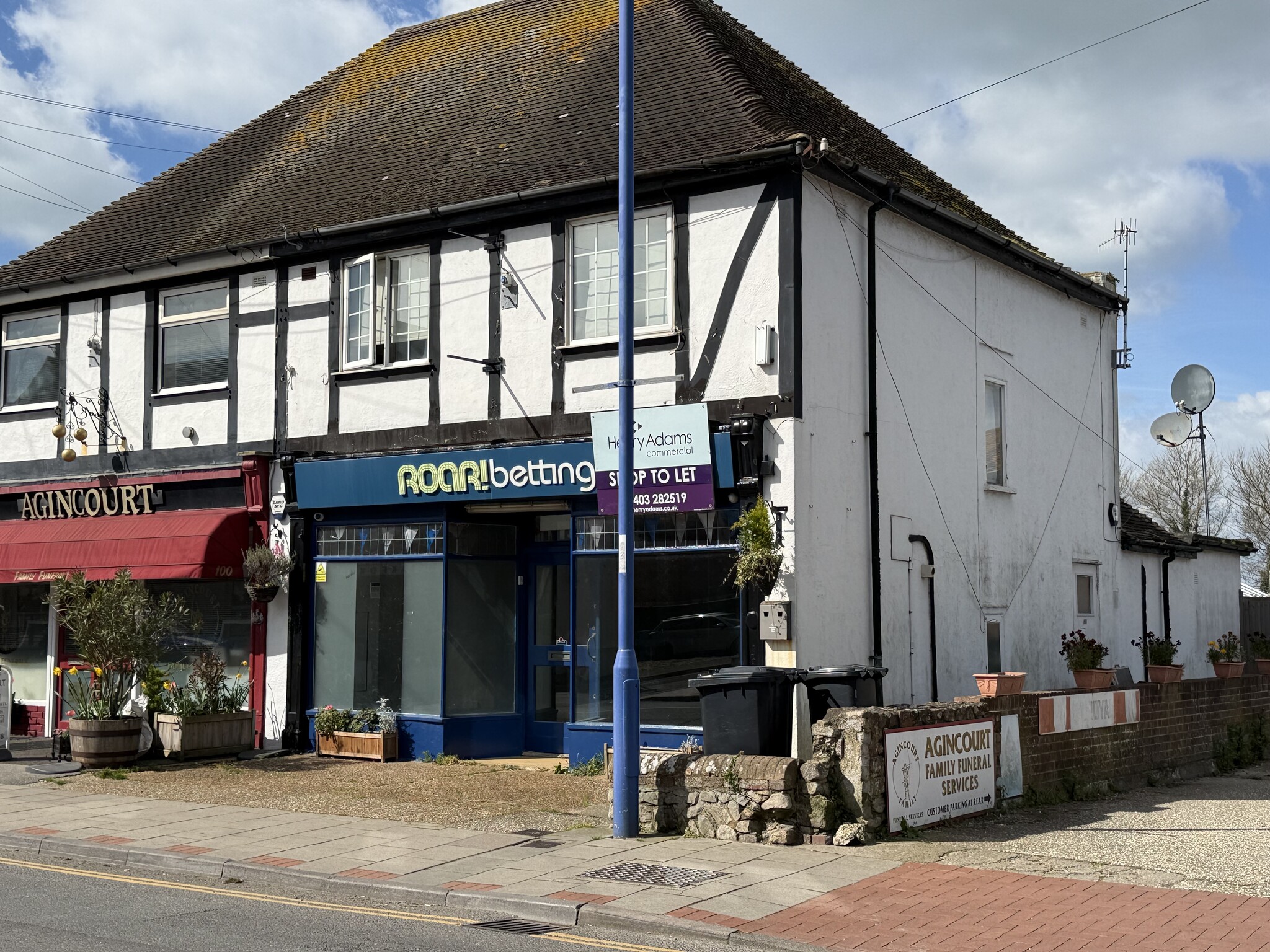 98 High St, Selsey à louer Photo principale– Image 1 sur 5