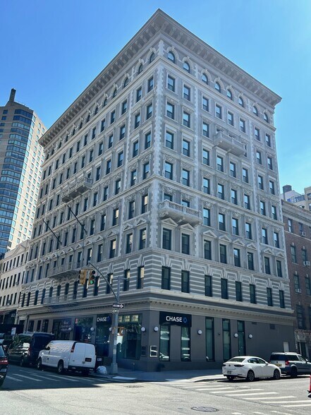 1295 Madison Ave, New York, NY à vendre - Photo de l’immeuble – Image 3 sur 22
