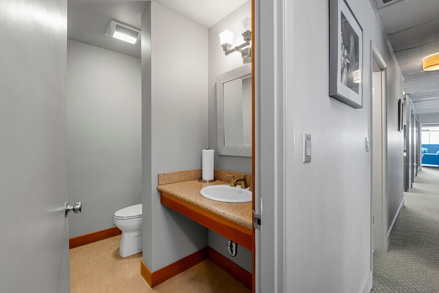 1532 13th Ave, Seattle, WA à louer - Photo de l’immeuble – Image 2 sur 39