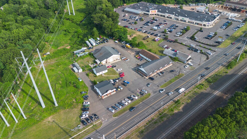 846-850 S Colony Rd, Wallingford, CT à vendre - Photo de l’immeuble – Image 1 sur 24
